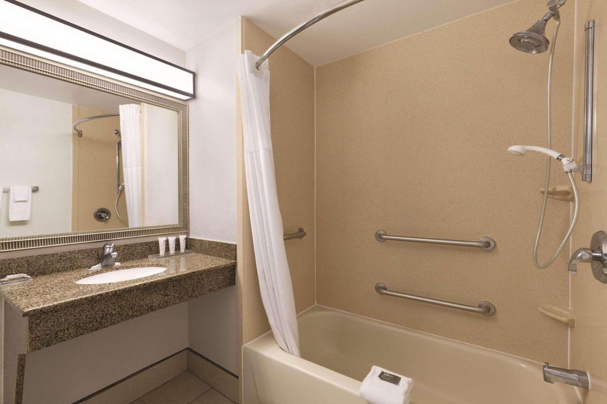 Country Inn & Suites By Radisson, Griffin, Ga Eksteriør bilde